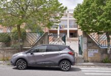 RAGUSA: furti nelle auto dei genitori in attesa che i figli escano da scuola, la denuncia del consigliere D’Asta